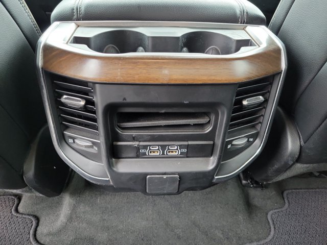 Used 2022 RAM 1500 Laramie AWD/4WD image 25
