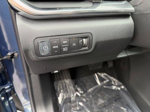Used 2026 GMC Terrain Denali AWD/4WD image 24