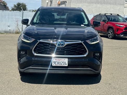 Used 2023 Toyota Highlander Limited AWD/4WD image 8
