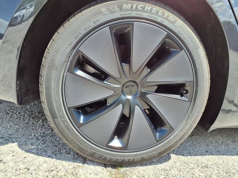 Used 2025 Tesla Model 3 RWD image 38