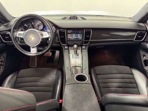 Used 2016 Porsche Panamera GTS image 20