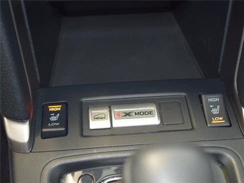 Used 2018 Subaru Forester 2.5i Touring w/ Popular Package #2 image 16