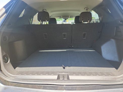 Used 2019 Chevrolet Equinox LT FWD image 47