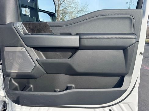 Used 2024 Ford F250 Lariat image 28