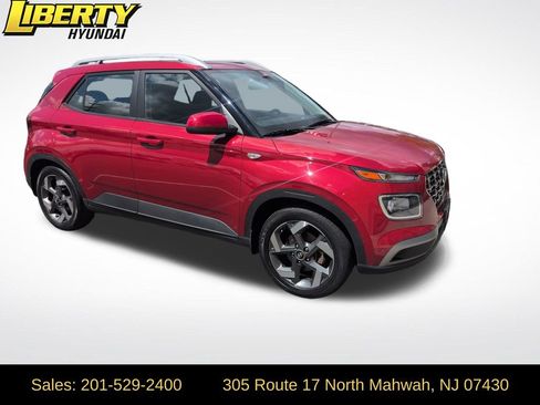 Certified 2023 Hyundai Venue SEL image 1