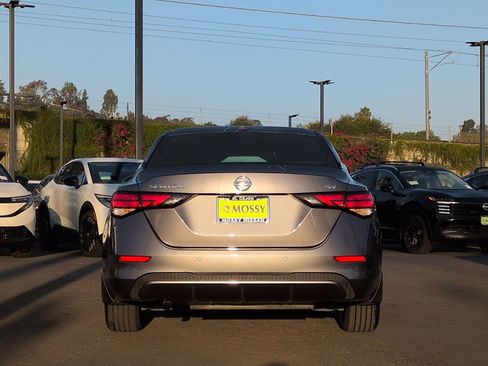 Certified 2021 Nissan Sentra SV w/ SV Premium Package image 10