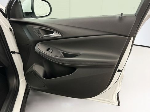 Used 2025 Buick Encore GX Preferred image 33