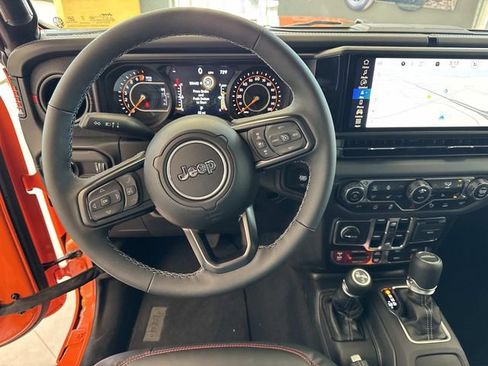 New 2025 Jeep Gladiator Rubicon image 14