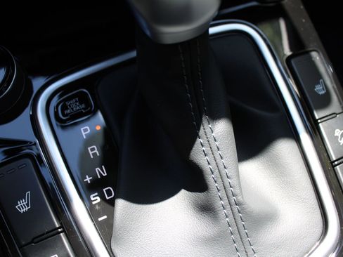 New 2026 Kia Seltos EX image 32