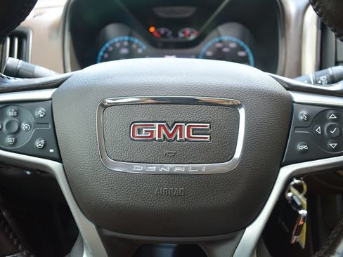 Used 2021 GMC Canyon Denali AWD/4WD image 12