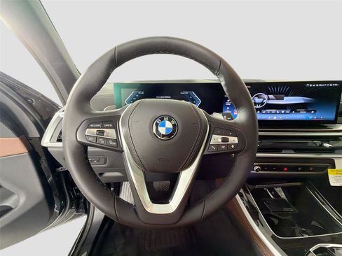 New 2026 BMW X5 xDrive40i w/ Climate Comfort Package AWD/4WD image 11