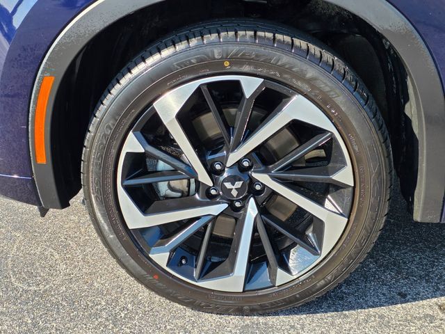 Used 2022 Mitsubishi Outlander SEL AWD/4WD image 6