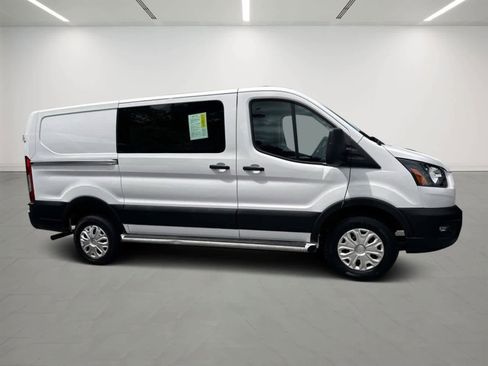 Used 2024 Ford Transit 250 Low Roof w/ Exterior Upgrade Package image 4
