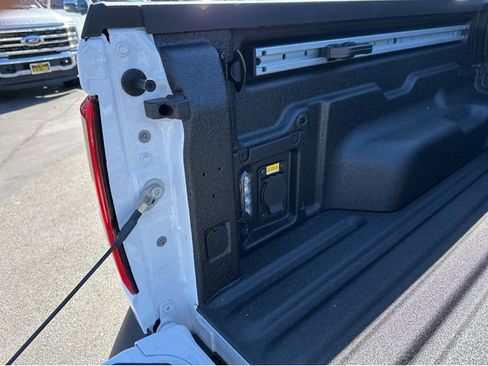 New 2026 Ford Maverick Lariat image 17