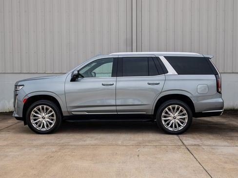 Certified 2024 Cadillac Escalade Premium Luxury image 4