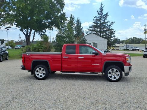 Used 2015 GMC Sierra 1500 SLE w/ SLE Value Package AWD/4WD image 12
