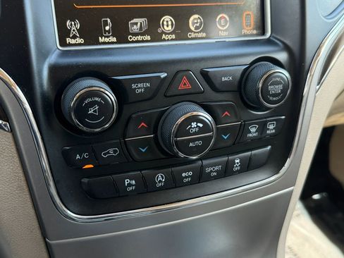Used 2017 Jeep Grand Cherokee Limited AWD/4WD image 40