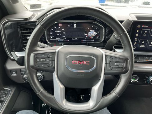 Used 2024 GMC Sierra 1500 SLT AWD/4WD image 12