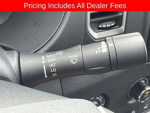 Used 2022 Nissan Frontier SV w/ Technology Package AWD/4WD image 28