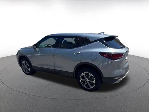 Used 2026 Chevrolet Blazer LT FWD image 10
