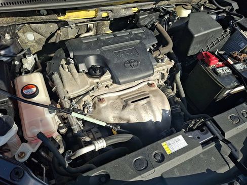 Used 2016 Toyota RAV4 XLE w/ Preferred Accessory Package FWD image 29
