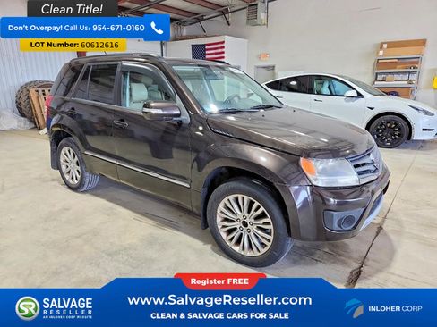 Used 2013 Suzuki Grand Vitara Limited AWD/4WD image 5