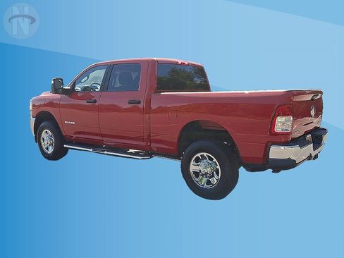 Used 2024 RAM 2500 Big Horn w/ Bed Utility Group AWD/4WD image 6