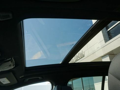 New 2026 BMW X5 xDrive50e image 16