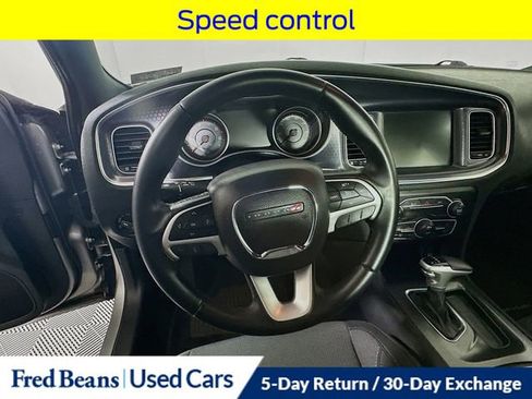 Used 2016 Dodge Charger SXT image 14