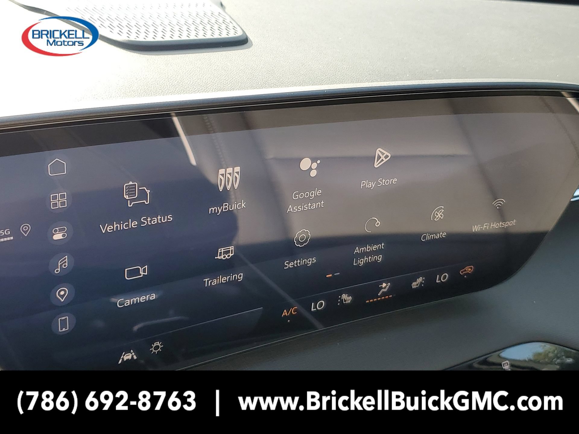 New 2026 Buick Enclave Sport Touring w/ Power Package FWD image 29