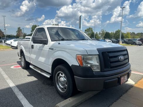 Used 2010 Ford F150 XL RWD image 1