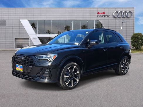 Certified 2025 Audi Q3 2.0T Premium Plus w/ Premium Plus Package image 1