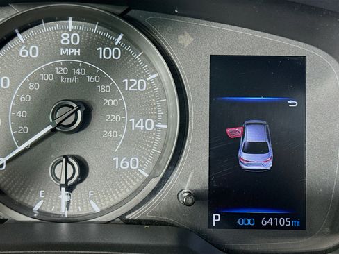 Used 2022 Toyota Corolla L image 15