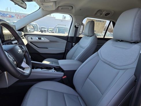 New 2026 Ford Explorer Active w/ Active Comfort Package image 16