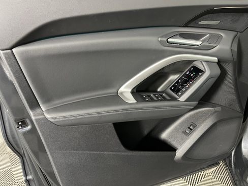 Used 2025 Audi Q5 Premium Plus w/ Premium Plus image 16