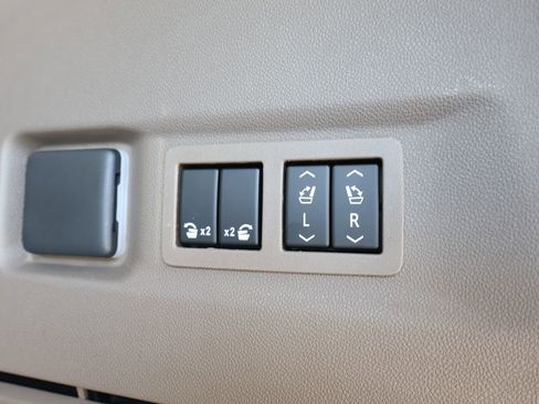 New 2026 GMC Yukon XL Denali AWD/4WD image 35