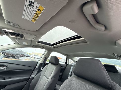 Used 2023 Honda Accord EX image 22