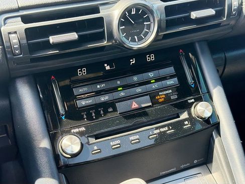 Used 2025 Lexus IS 350 F Sport image 15