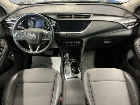 Used 2022 Buick Encore GX Select AWD/4WD image 11