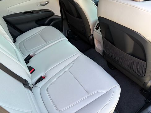 New 2026 Hyundai Tucson Limited FWD image 22