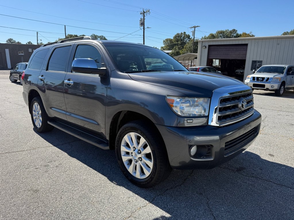 Used 2014 Toyota Sequoia Platinum RWD image 3