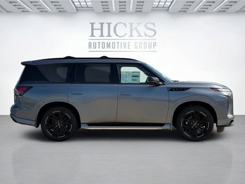 New 2026 INFINITI QX80 4WD image 4
