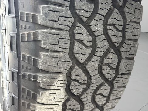 Used 2025 Ford Ranger XLT w/ Equipment Group 301A High image 33