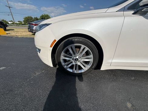 Used 2014 Lincoln MKZ Hybrid w/ Equipment Group 202A Reserve FWD image 9