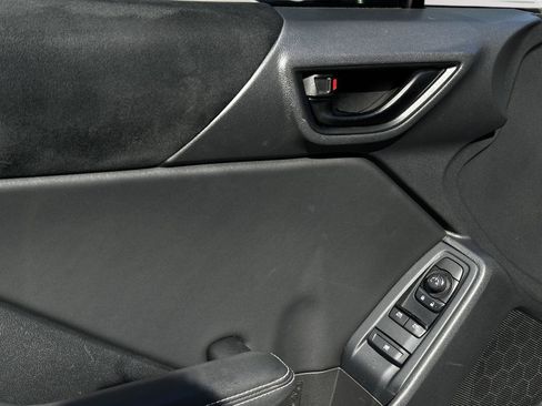 Used 2023 Toyota GR86 Premium w/ ALL Weather Mat Package (TMS) RWD image 11