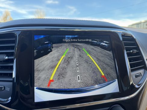 Used 2021 Jeep Grand Cherokee Overland image 26