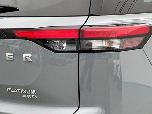 Used 2024 Nissan Pathfinder Platinum w/ Cargo Package image 27