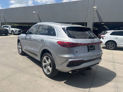 New 2025 Audi Q5 Premium AWD/4WD image 8