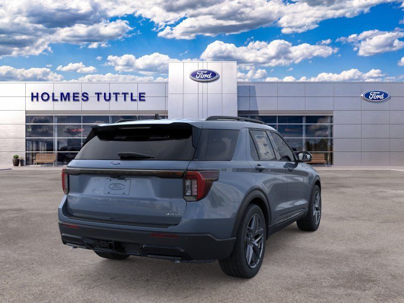 New 2026 Ford Explorer ST-Line w/ ST-Line Street Pack AWD/4WD image 8