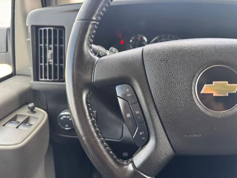 Used 2023 Chevrolet Express 2500 w/ Driver Convenience Package image 9